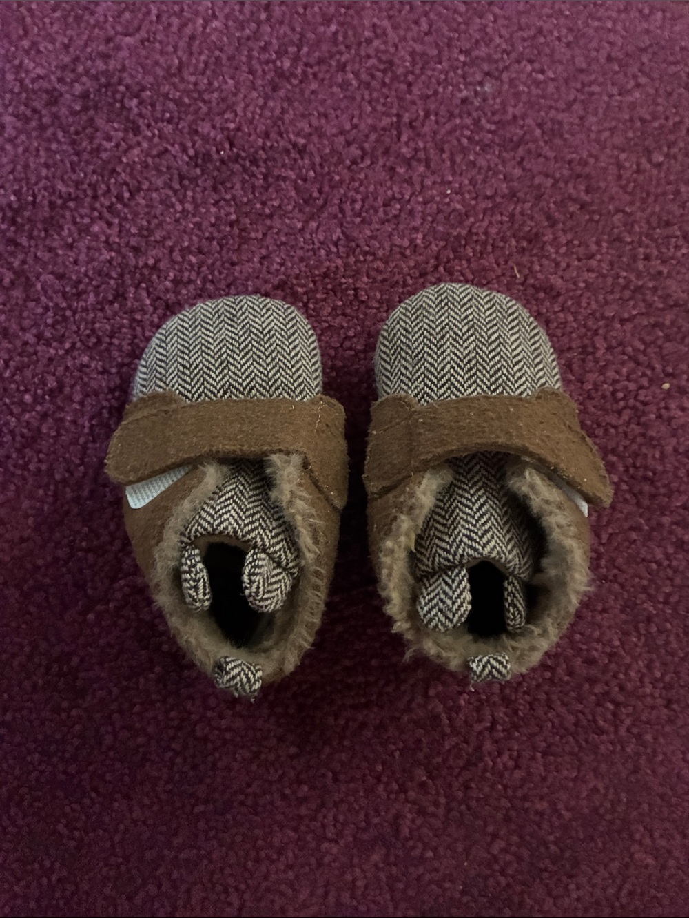 Kids Brown Herringbone Faux-Fur Lined Shoes